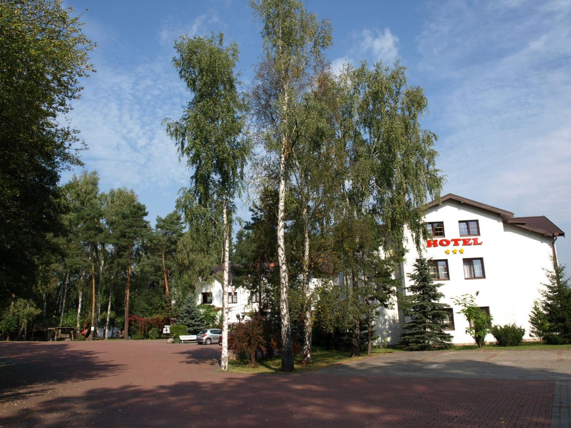 Hotel Relaks Wola Ducka Kültér fotó