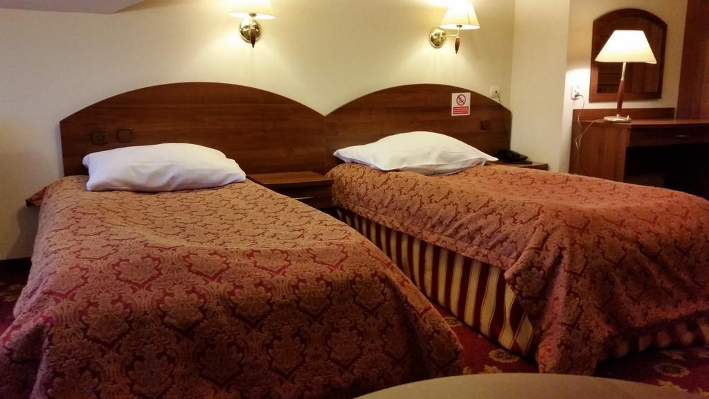 Hotel Relaks Wola Ducka Kültér fotó