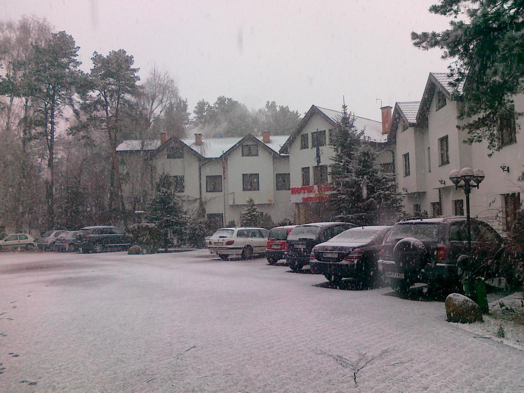 Hotel Relaks Wola Ducka Kültér fotó
